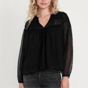Old Navy Tie Front Long Sleeves Chiffon Top Women’s Size XS
Sheer Sleeves Black